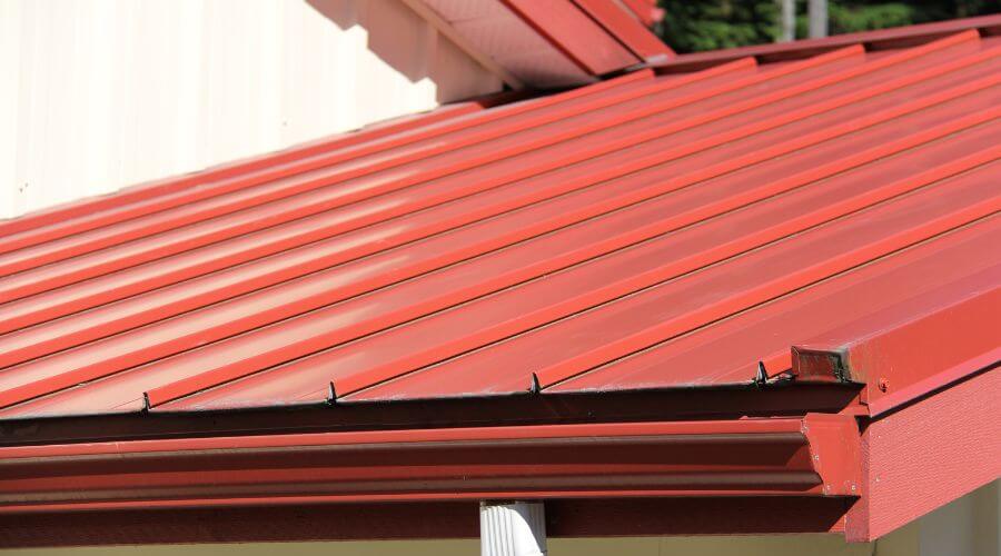 Professional gutter cleaning services in Poth, TX